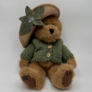 Boyd’s Vintage Charming Teddy Bear with Knit Sweater and Hat